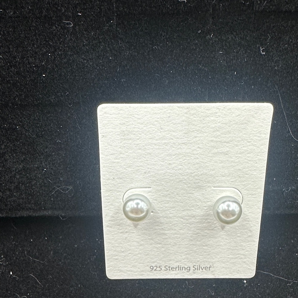Sterling Silver White Pearl Stud Earrings - 925